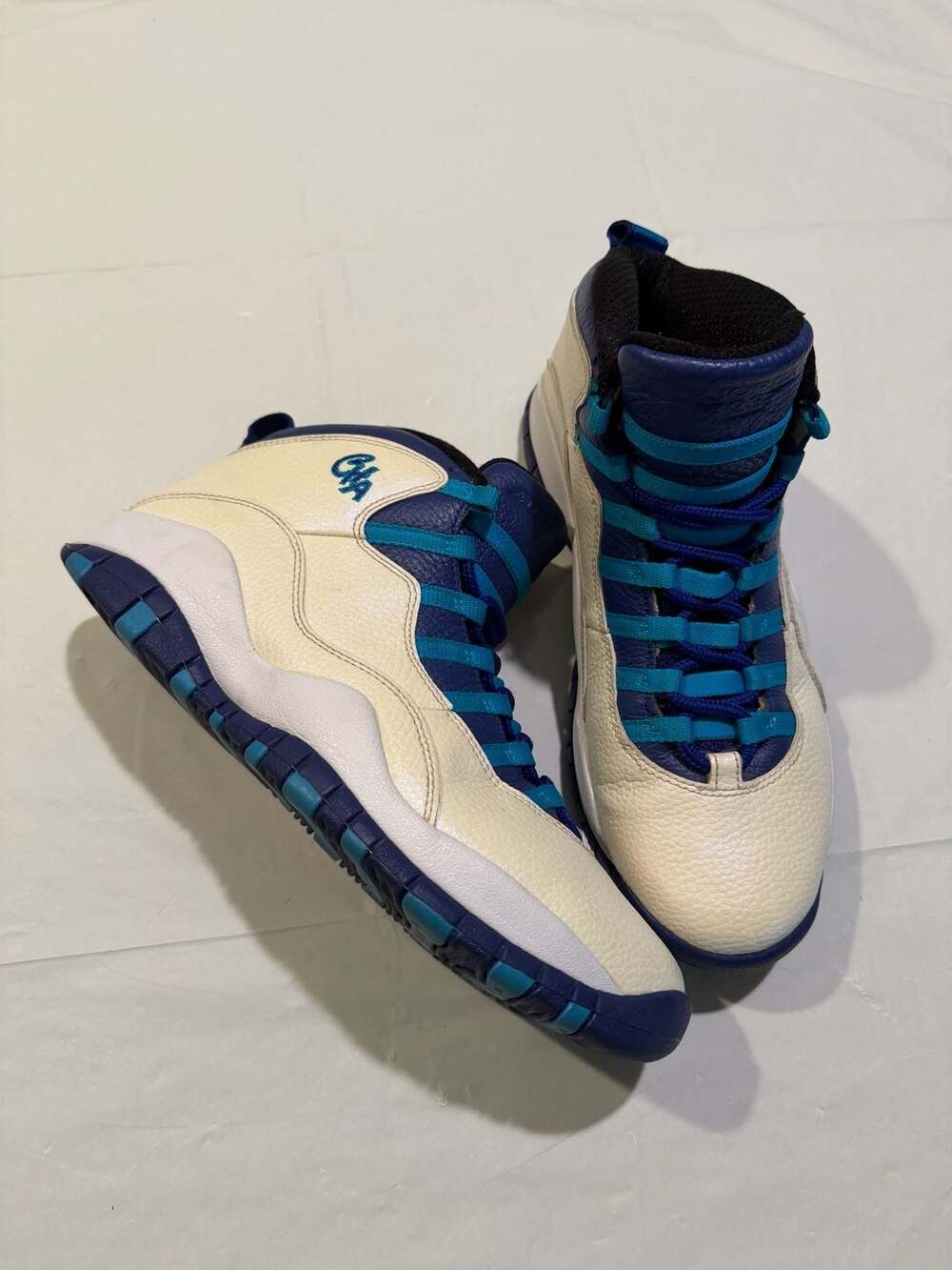 Air Jordan 10 Retro 'Charlotte Hornets' Sneakers